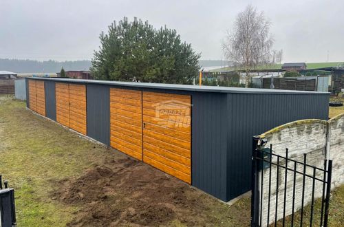 Rząd garaży Garaż blaszany 18x5m 3x brama dwuskrzydłowa drzwi dach GP525 na Arena.pl