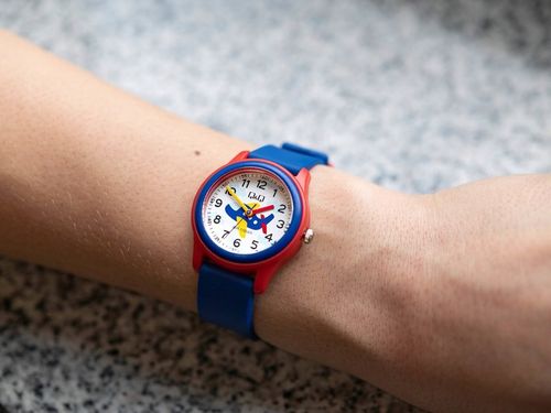 DZIECIĘCY ZEGAREK QQ VS59J009Y DLA CHŁOPCA 10BAR na Arena.pl