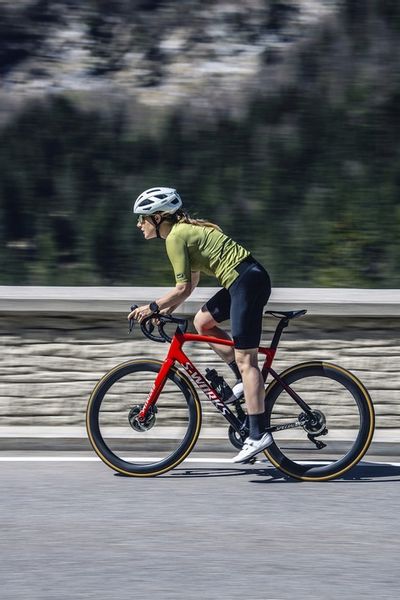 Kask rowerowy ABUS Macator Gleam silver - M zdjęcie 7