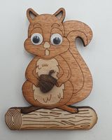 magnes na lodówkę - wiewiórka  8,5 x 6,5 cm      nr. 145
