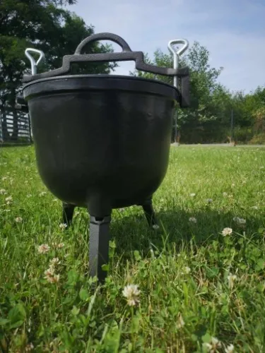 KOCIOŁEK ŻELIWNY MYŚLIWSKI GAR BLUMMENFELD 7L na Arena.pl