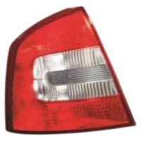 LAMPA TYLNA SKODA OCTAVIA II 2005 2006 2007 2008 2009 2010 2011 2012 2013