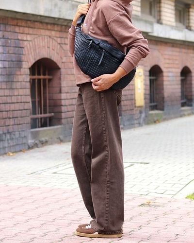 Torebka SKÓRZANA duża nerka PÓŁKSIĘŻYC listonoszka na Arena.pl