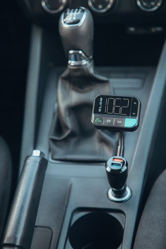 TRANSMITER FM BLUETOOTH 5.0 ZESTAW GŁOŚNOMÓWIĄCY SD QC 3xUSB SIRI/GOOGLE na Arena.pl