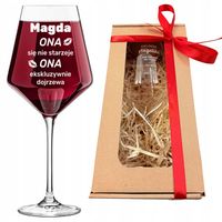 KIELISZEK DO WINA Z GRAWEREM prezent dla przyjaciółki żony urodziny