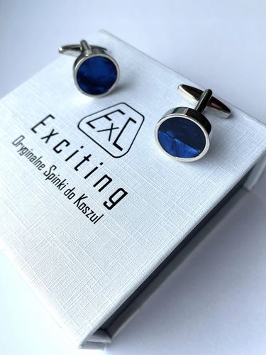 Smokingowe spinki do mankietów EXC Srebrne z Niebieską Masą Perłową + Etui na Arena.pl