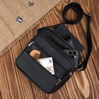 saszetka męska skórzana na ramię miejska czarna