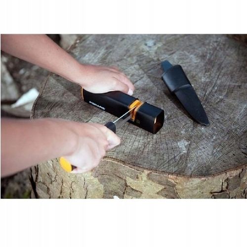 Ostrzałka do noży i siekier Fiskars Xsharp na Arena.pl