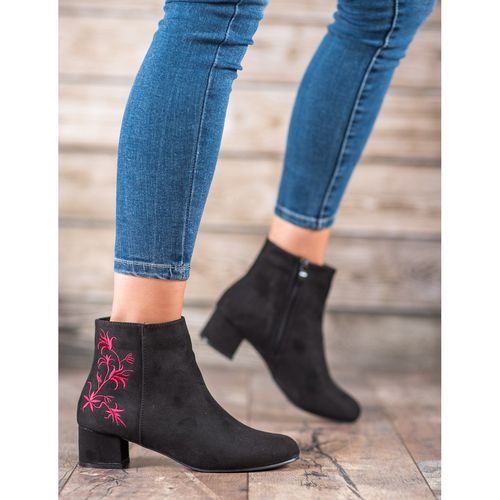 Botki Z Aplikacją r.40 na Arena.pl