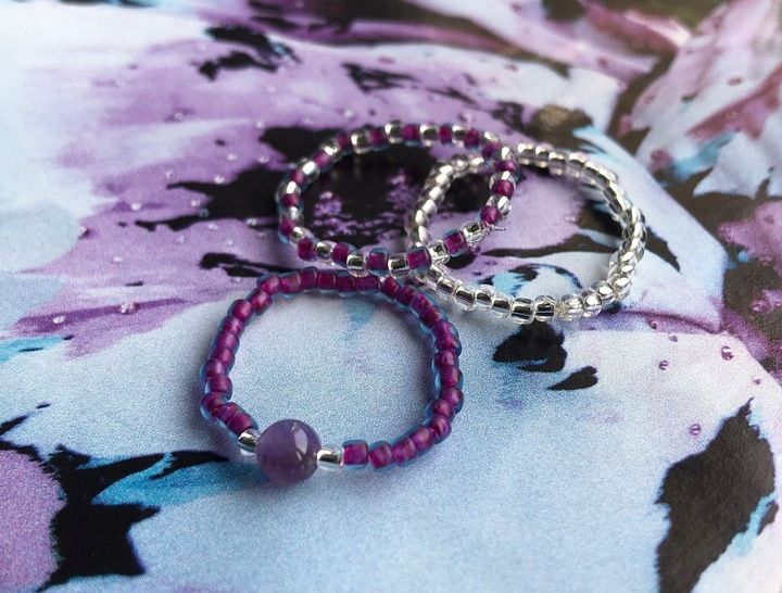 AMETYST PIERŚCIONKI Z KORALIKÓW ZESTAW 3 SZTUKI KORALIKI SREBRNE zdjęcie 2