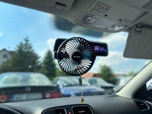 WENTYLATOR BIURKOWY WIATRAK PRZENOŚNY USB KLIPS AKUMULATOR 2400mAh 4 na Arena.pl