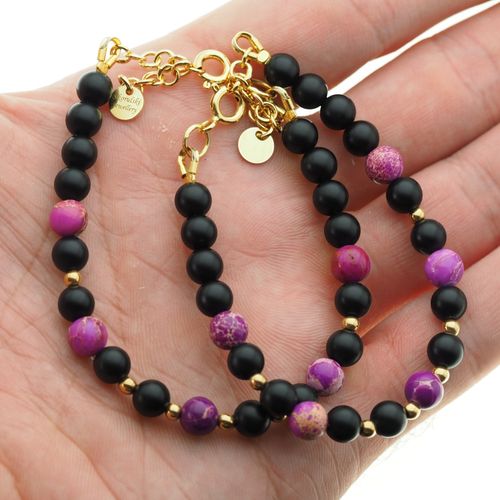 Bransoletka z fioletowym Jaspisem cesarskim i Onyksem – srebro pozłacane 24k na Arena.pl