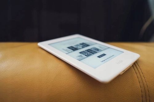 Czytnik e-book Amazon Kindle Paperwhite czarny na Arena.pl