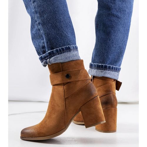 Brązowe botki r.40 na Arena.pl