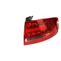 LAMPA TYLNA PRAWA AUDI A4 B8 2007 2008 2009 2010 2011 2012 2013 2014 2015