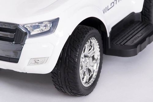 E00111 Jeździdełko Ford Licencja White na Arena.pl