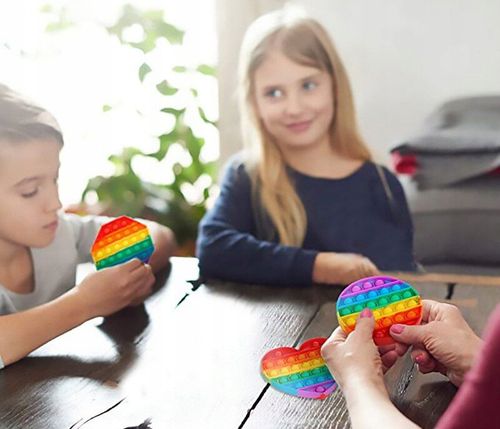 ZABAWKA SENSORYCZNA KWADRAT RAINBOW na Arena.pl