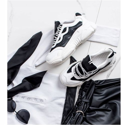 Sznurowane Sneakersy r.38 na Arena.pl