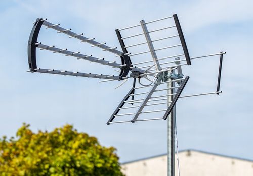 ANTENA KIERUNKOWA DVB-T2 DO TV NAZIEMNEJ MUX8 Filtr LTE HD 4K UHF VHF 120km na Arena.pl