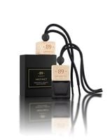 AROMATIC89 Wiszący odświeżacz powietrza 90 dni zapach Instinct (drzewny)