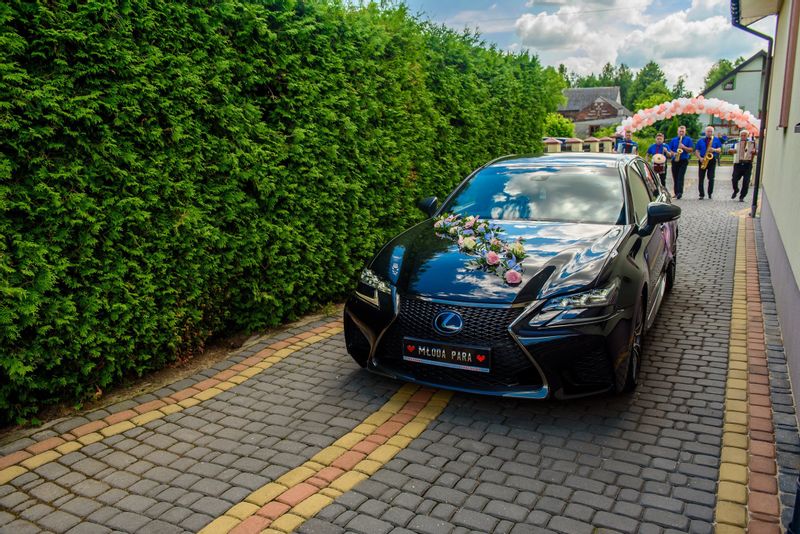 Tablice rejestracyjne ślubne On nie jest bogaty… zdjęcie 5