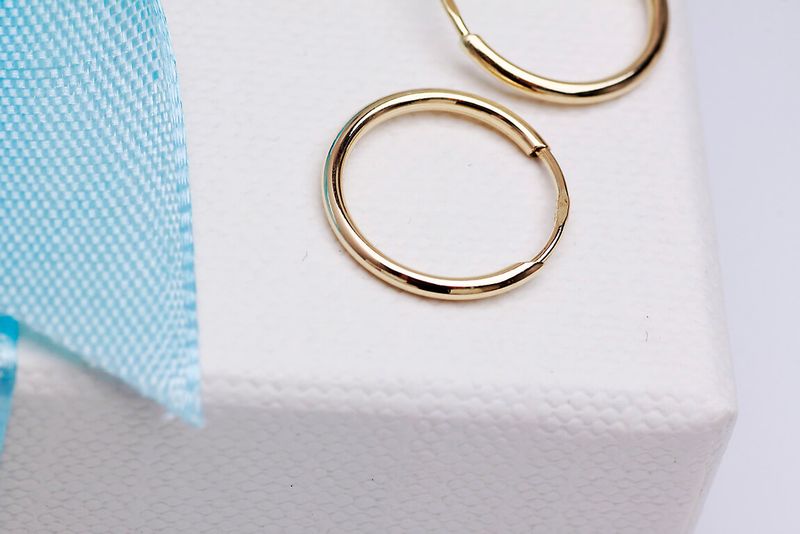 Złote kolczyki Staviori zdjęcie 4