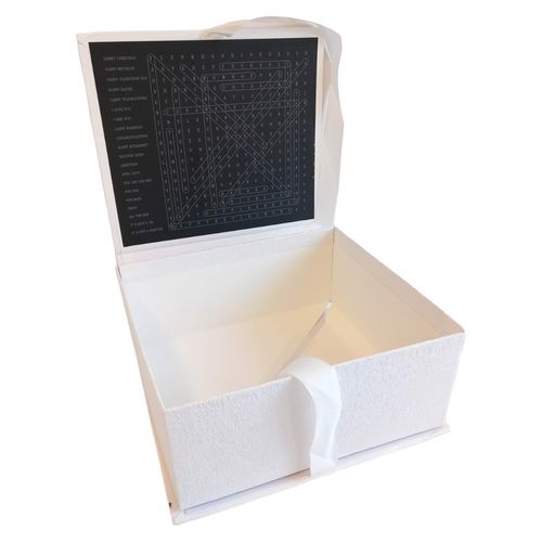 duże pudełko upominkowe białe na Arena.pl