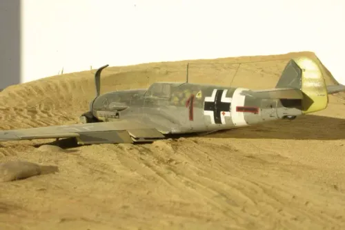BF-109G-4/Trop Shiess, C-88, 1:72 na Arena.pl