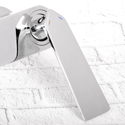 Bateria natryskowa ścienna na Arena.pl