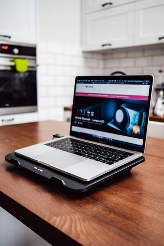 PODSTAWKA PODKŁADKA CHŁODZĄCA POD LAPTOPA LED USB STABILNA CICHA SOLIDNA na Arena.pl