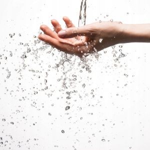 BATERIA UMYWALKOWA NISKA Z RUCHOMĄ WYLEWKĄ STOJĄCA CHROM SREBRNA na Arena.pl