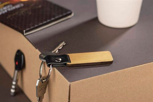 Brelok HOLZ na Arena.pl