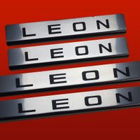 Listwa progowa SEAT LEON MK3 Stal nierdzewna 304 połysk z czarnymi literami