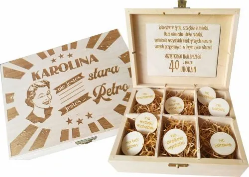 NIEZBĘDNIK PUDEŁKO PREZENT NA 18 20 30 40 50 60 URODZINY zdjęcie 1