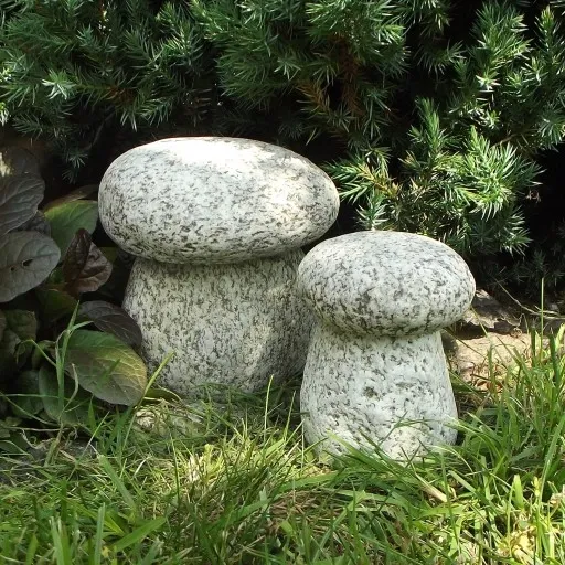 Ekologiczna figurka ogrodowa grzyb granitowy zdjęcie 8