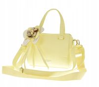 Laura Biaggi - torebka listonoszka kuferek żółty mat kwiat L326024