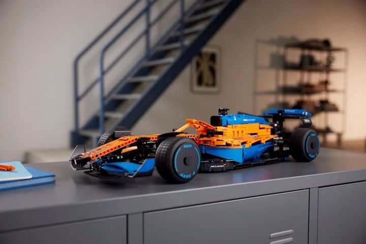 Lego Technic McLaren Formula 1 42141 zdjęcie 1