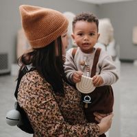 Mushie : Etui na smoczek do wózka Kula Ball Stone