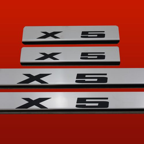 Listwa progowa BMW X5 E70 Stal nierdzewna 304 połysk z czarnymi literami na Arena.pl