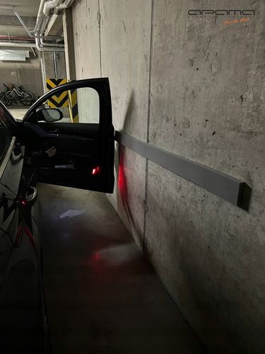 Odbojnik ochraniacz drzwi auta 2m szer. 20cm SAMOPRZYLEPNY gr.2cm do na Arena.pl