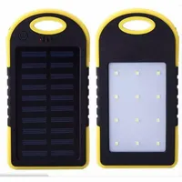 Solarny power bank i latarka kempingowa 2w1 wodoodporny 2x1A 5000mAh