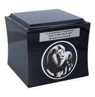 Urna z motywem lwa Urna kremacyjna Król Lew Czarna / Plakietka