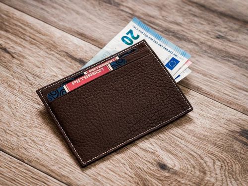 Skórzane etui na dokumenty i banknoty na Arena.pl