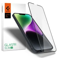 Szkło hartowane Spigen Glass FC na iPhone 13 / 13 Pro / 14 / 16e - czarne