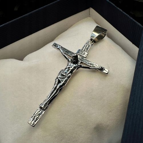 Krzyżyk duży srebrny męski 925 z Jezusem wizerunkiem pasyjka na Arena.pl