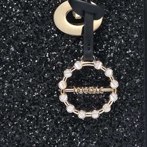 Połyskująca czarna torebka na Arena.pl