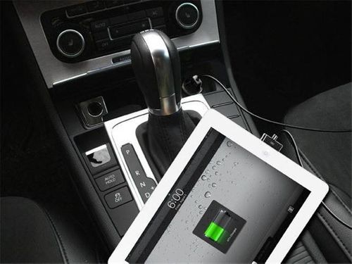 ŁADOWARKA SAMOCHODOWA 12V USB 1A na Arena.pl