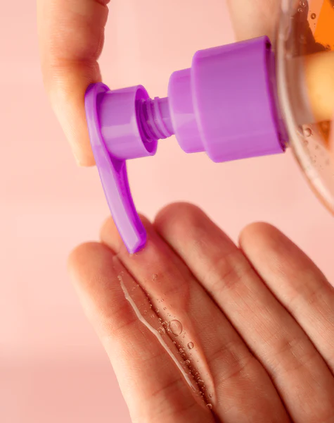 b.tan Glow Your Own Way Hydrated AF Przezroczysty Żel Samoopalający 236ml zdjęcie 4