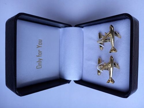 Złote spinki do mankietów Exciting Samolot Boeing Embraer Bombardier Airbus na Arena.pl