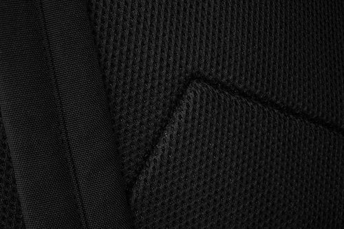 plecak szkolny w granatowym kolorze zawieszony na regulowanych na Arena.pl